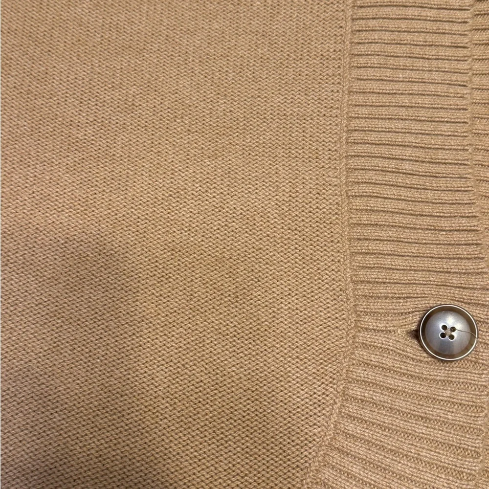 GAP Cable Knit Poncho - Picture 5 of 7